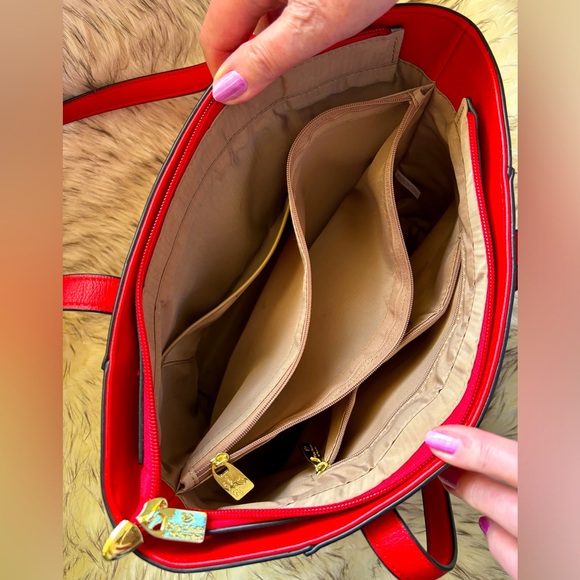 Valentino NWOT Beautiful lots of compartments by WALTER VALENTINO - Picture 9 of 12